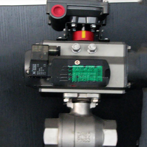 Q611F氣動螺紋球閥